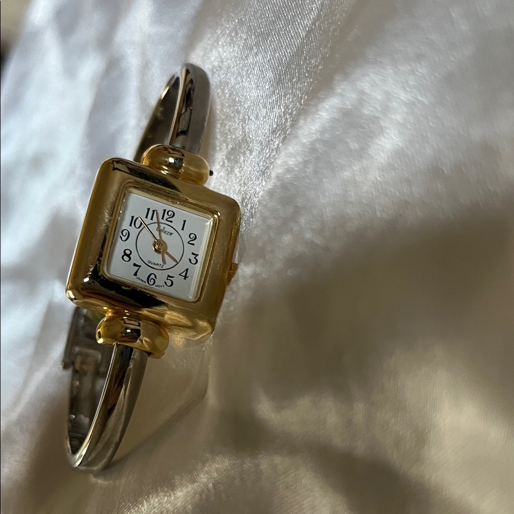 Collezio Elegant Gold and Silver Women's Watch